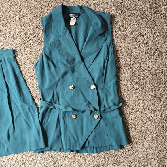 Vintage Green Pleated Two-Piece Set for Work - Picture 2 of 6